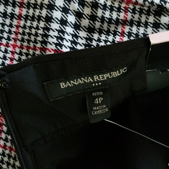 Banana Republic plaid skirt - Picture 5 of 6